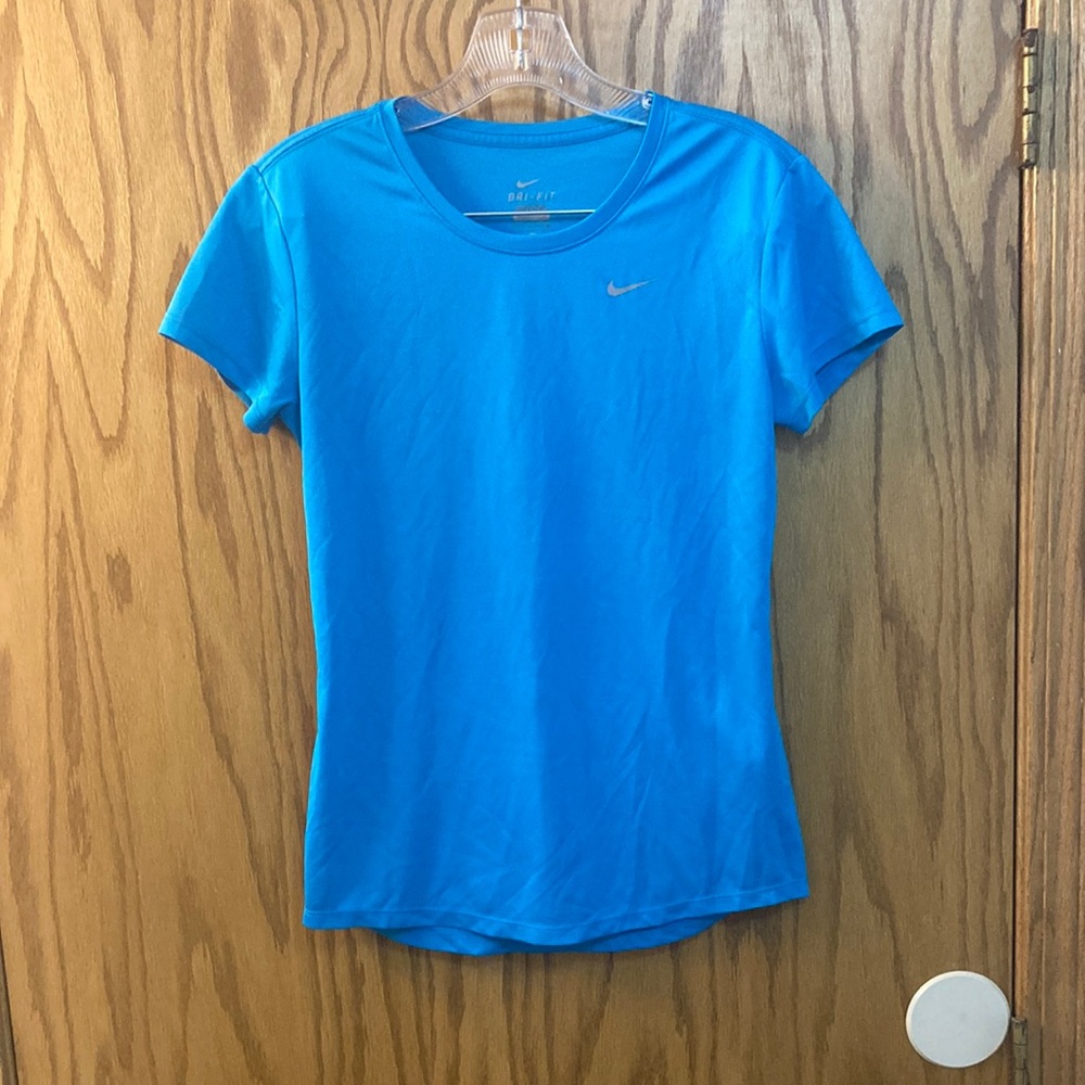 Nike dri-fit t-shirt